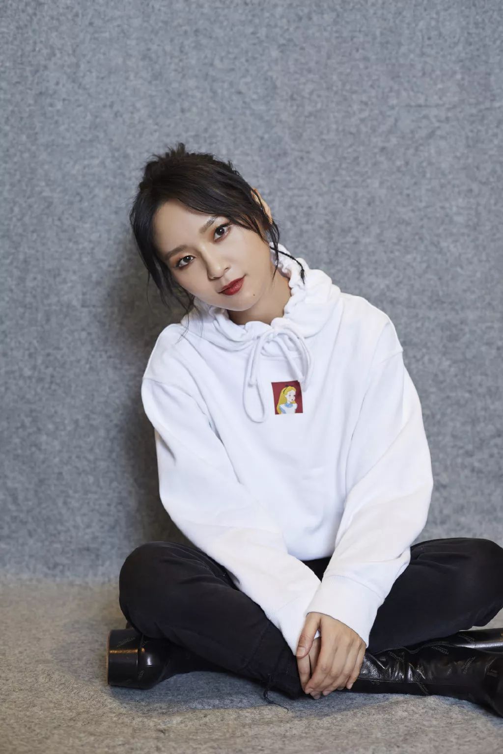 高街里捞夯货要选对KOL，比如宋祖儿孟美岐和张嘉倪她们……