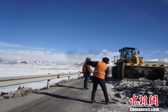 守护青藏公路的三代人,喀喇昆仑山边防第一线的守卫者