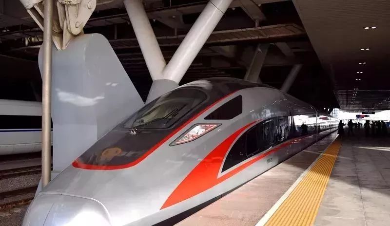 青岛一小时到北京,青岛到北京远还是从青岛到苏州远