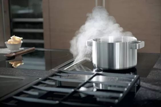 锅盖倒扣妙招,锅盖怎么倒扣才聪明