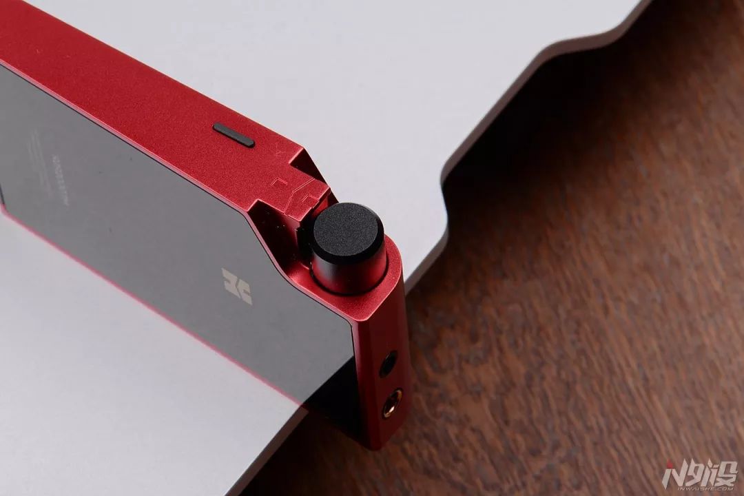 红潮！HIFIMAN红太子R2R2000TM音乐*放播**器体验