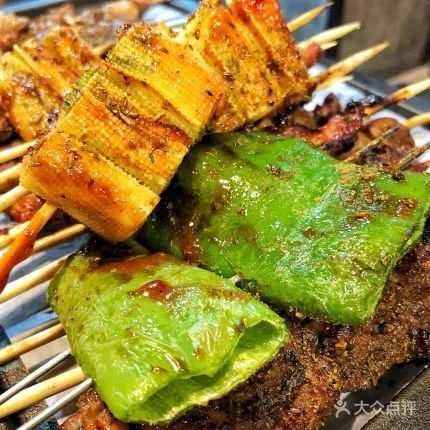 鲜城探店|石家庄这几家爆火的撸串儿店，吃一口让你欲罢不能！！