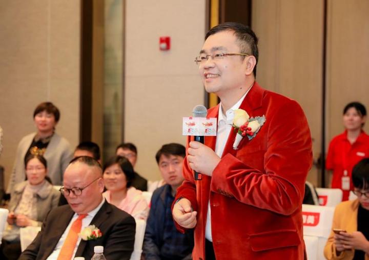 火爆！500爸妈现场抢答！贝因美冠军宝贝养成记，为新手爸妈指点迷津