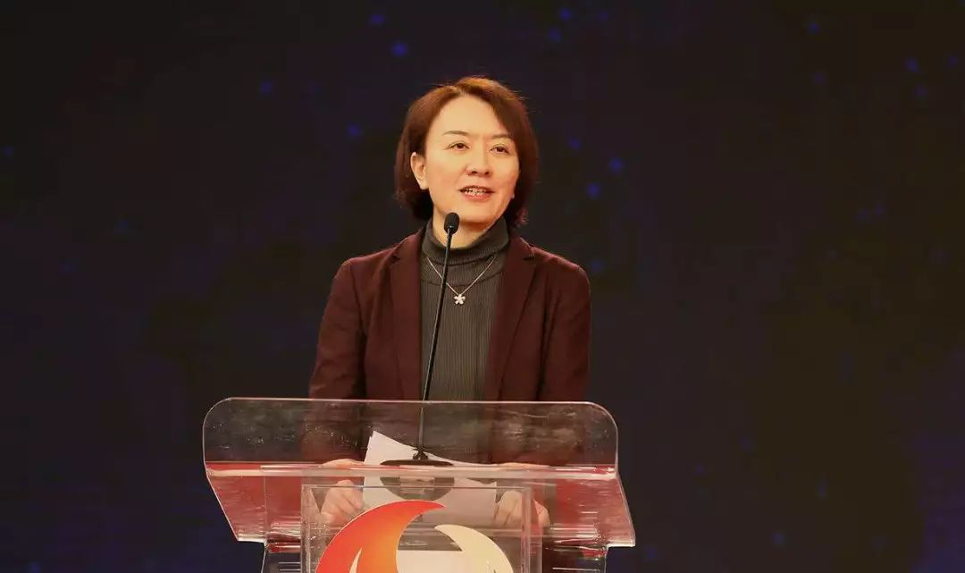 北大才女毕业致辞,北大才女铿锵有力演讲