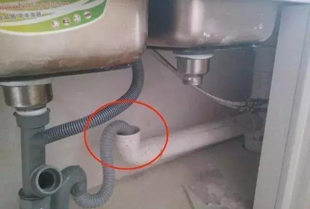 卫生间厨房反臭味,厨房洗菜池下水道有臭味怎么办