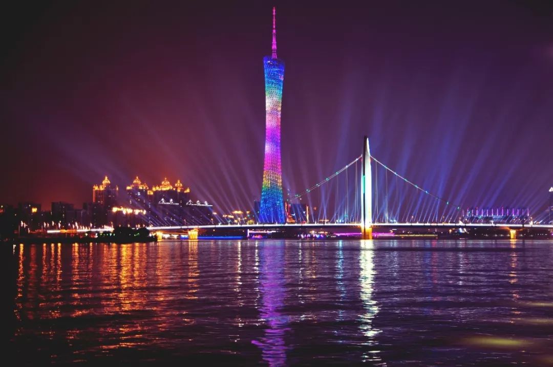 重庆免费退机票,特价机票能退吗退了会扣多少钱