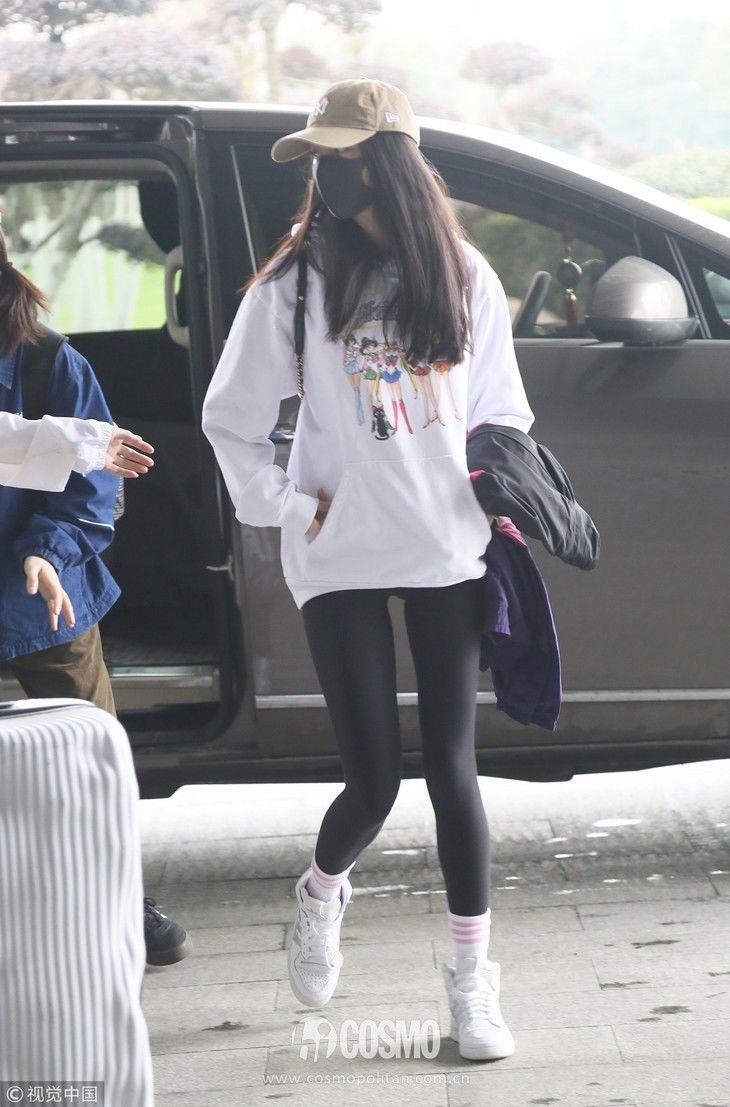 周迅这次种草的包包只要300块，可以拔