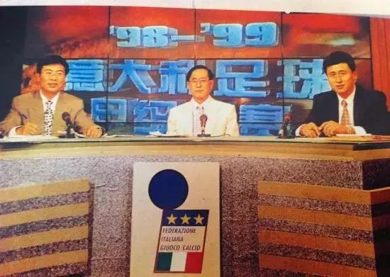 流水带不走时光的故事英文版,流水带走了光阴的故事却带不走