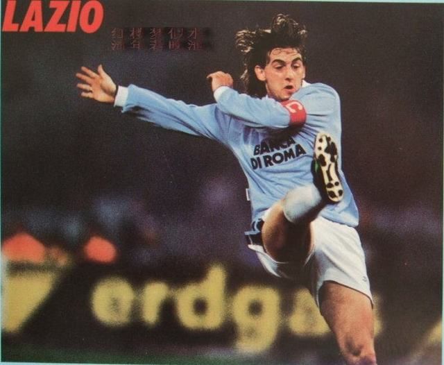 流水带不走时光的故事英文版,流水带走了光阴的故事却带不走