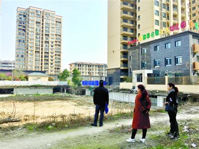 3月28日孝感热点：商品楼建了一栋栋，还建楼迟迟未开工，孝感百余*迁拆**户租房住了7年