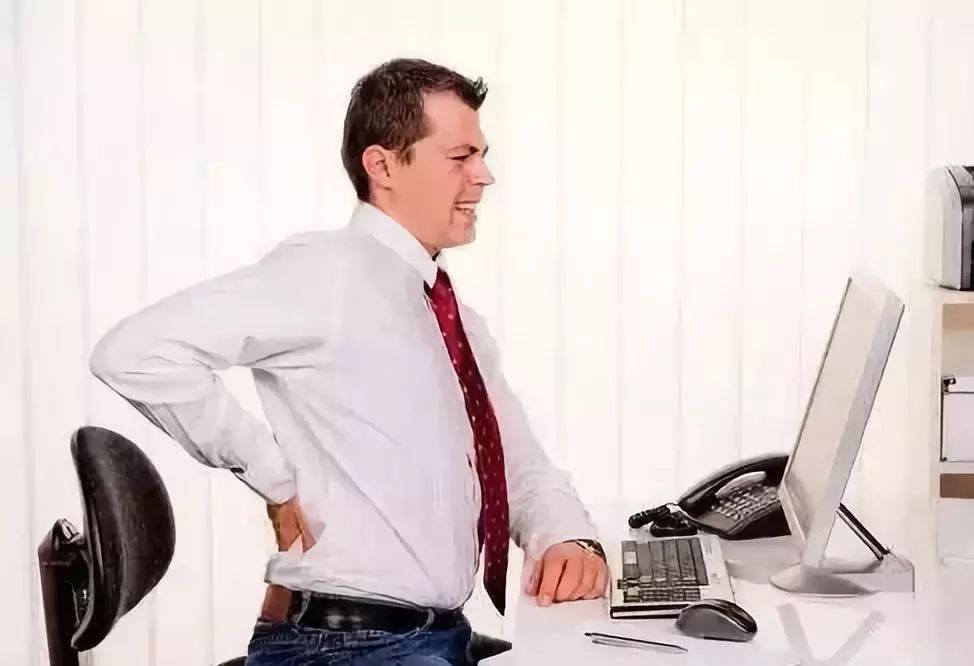 脊柱酸痛可以自愈吗,脊柱引起的背疼