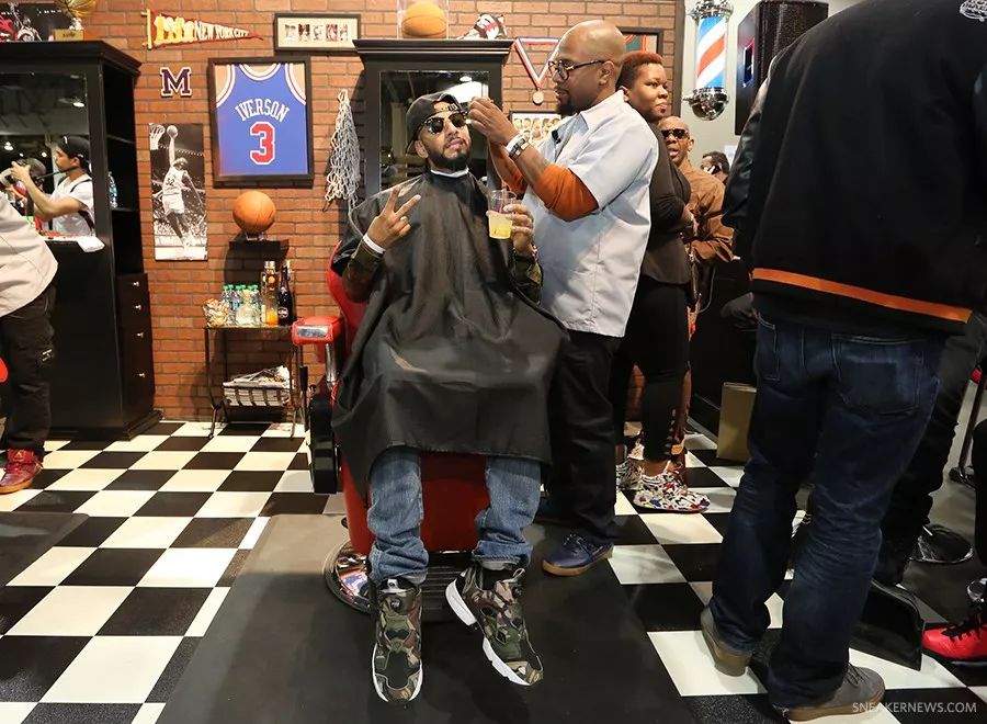 权志龙在成龙演唱会上的视频,成龙和权志龙谁名气最大