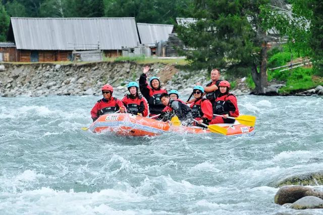 （必看速知）2019年喀纳斯景区·喀旅股份春夏秋最新优惠政策出炉，更深度地喀纳斯秘境极致旅行体验。