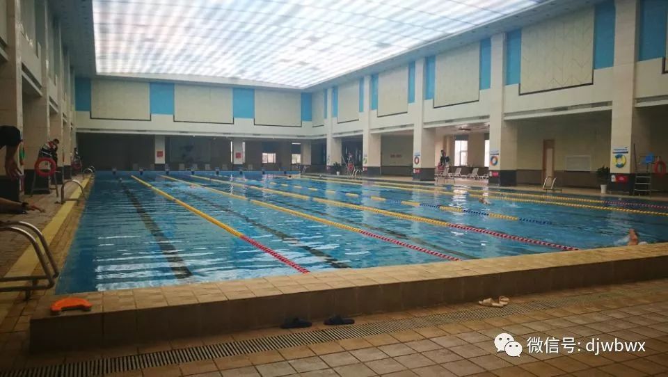 【早安·芜湖】@芜湖人，办身份证不用再带现金啦！扫码支付轻松搞定