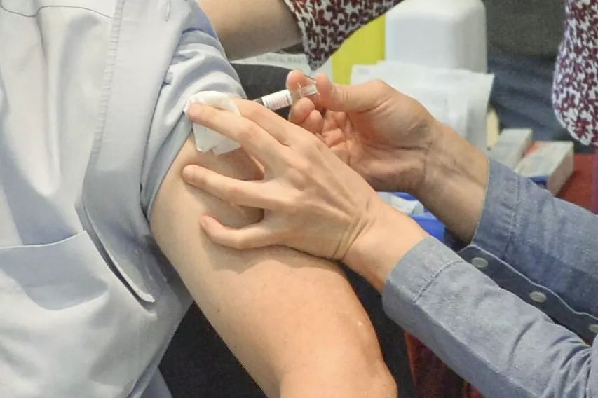 香港疫情目前打了几针疫苗,麻疹疫苗300多