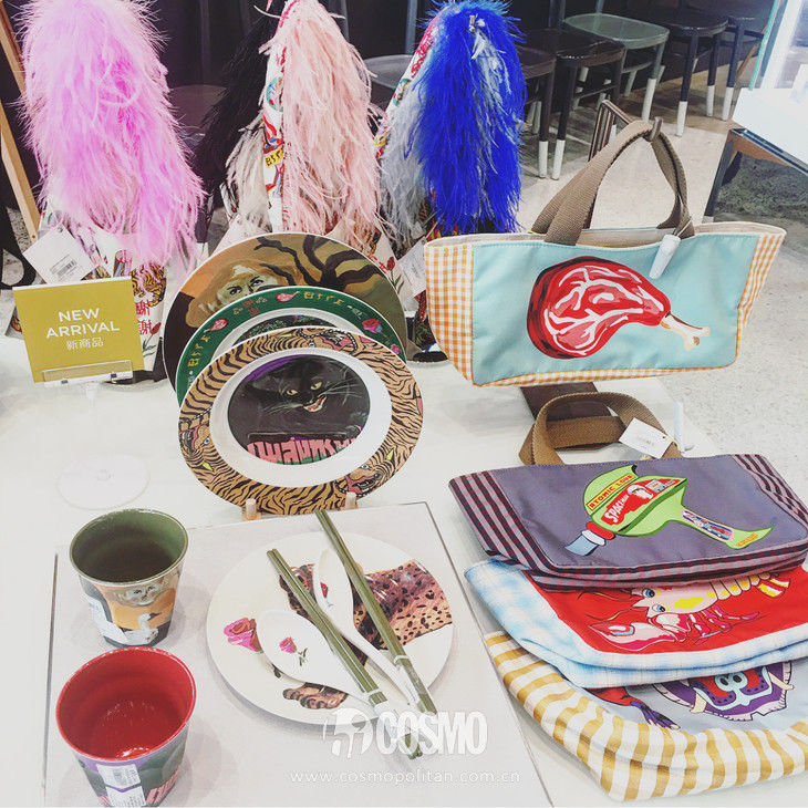 泰国100万买裙子,泰国买什么裙子