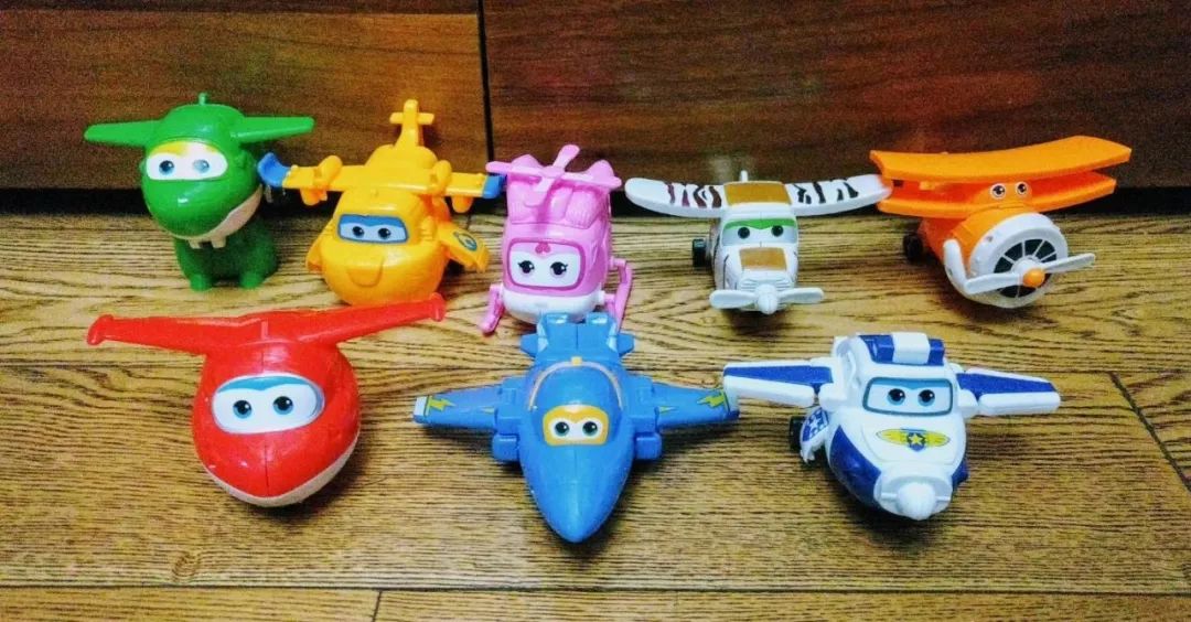 超级飞侠飞机回基地,超级飞侠闯关游乐场