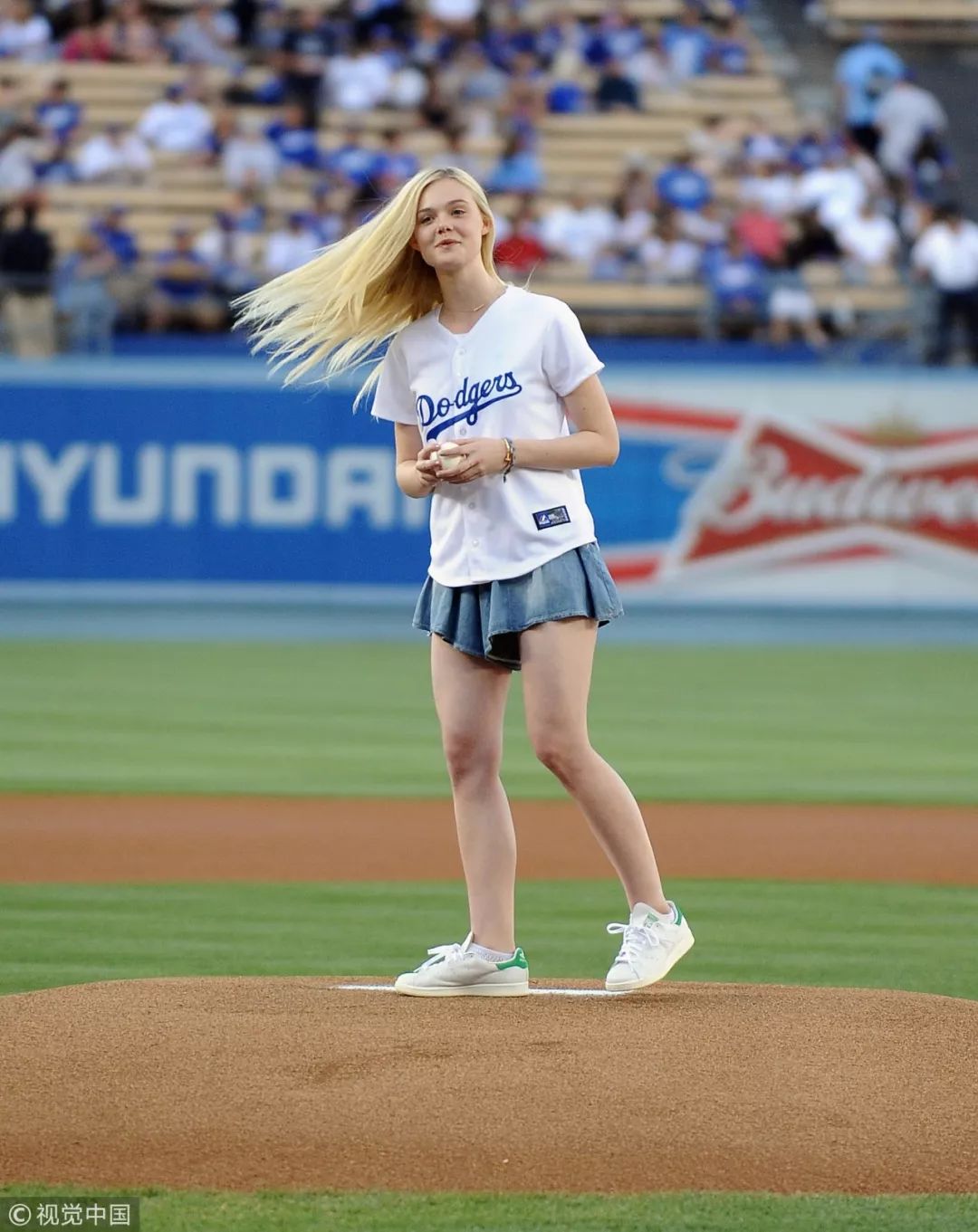 运动鞋鞋帮高度怎么选,穿运动鞋腿不好看