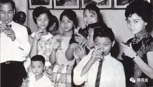 张国荣离开17年的照片,张国荣逝去的一代巨星