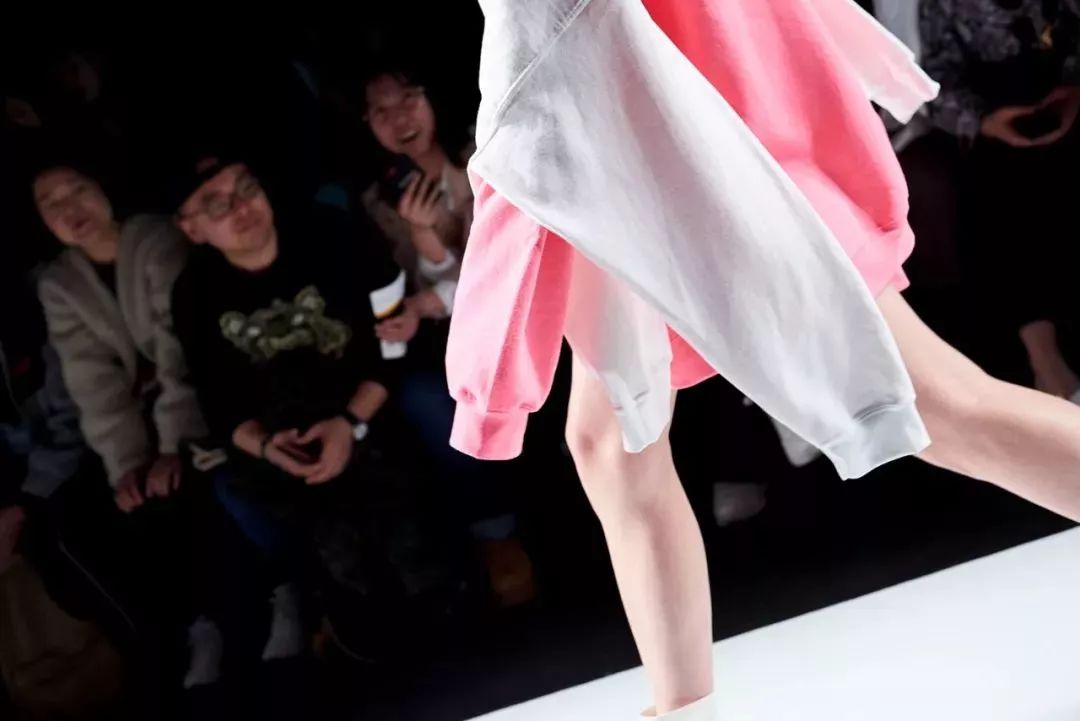 ido时装周,上海时装周awr秀