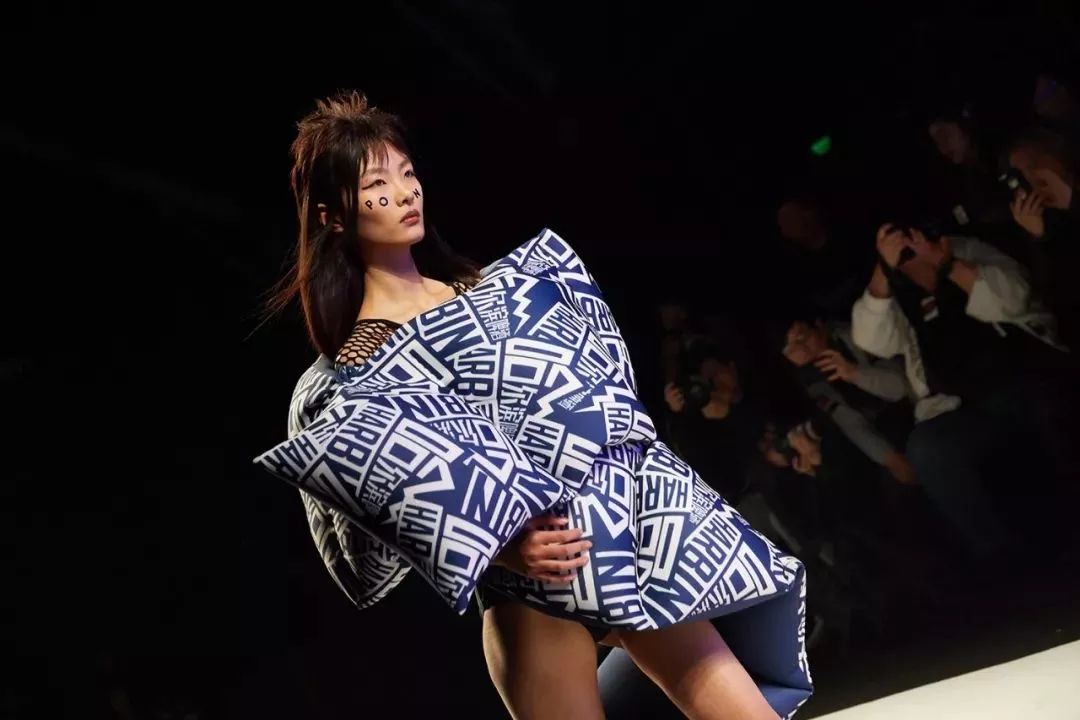 ido时装周,上海时装周awr秀