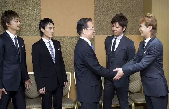 再见平成！用18分钟怀念青春，日本这30年来的记忆全在这了