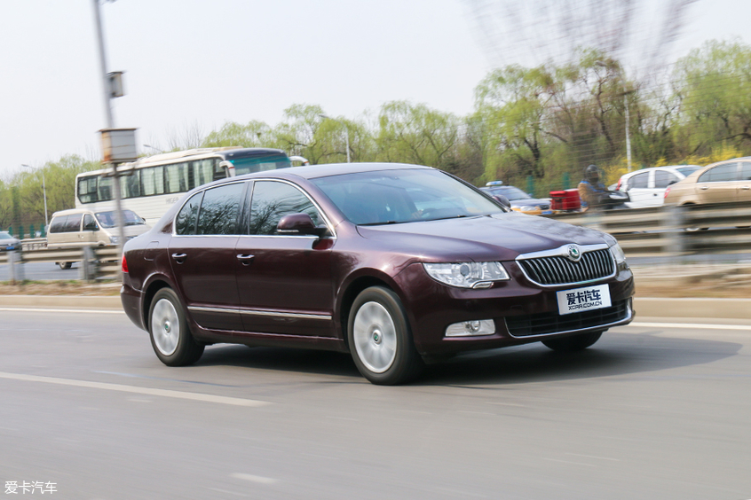 600万买劳斯莱斯二手,最值得入手的二手车劳斯莱斯