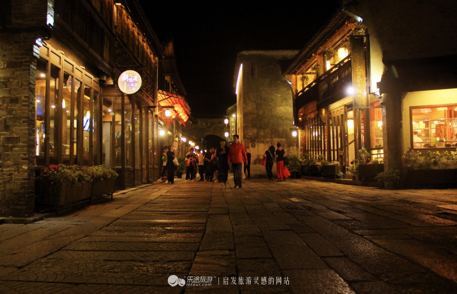 乌镇夜色唯美句子,乌镇夜色美景