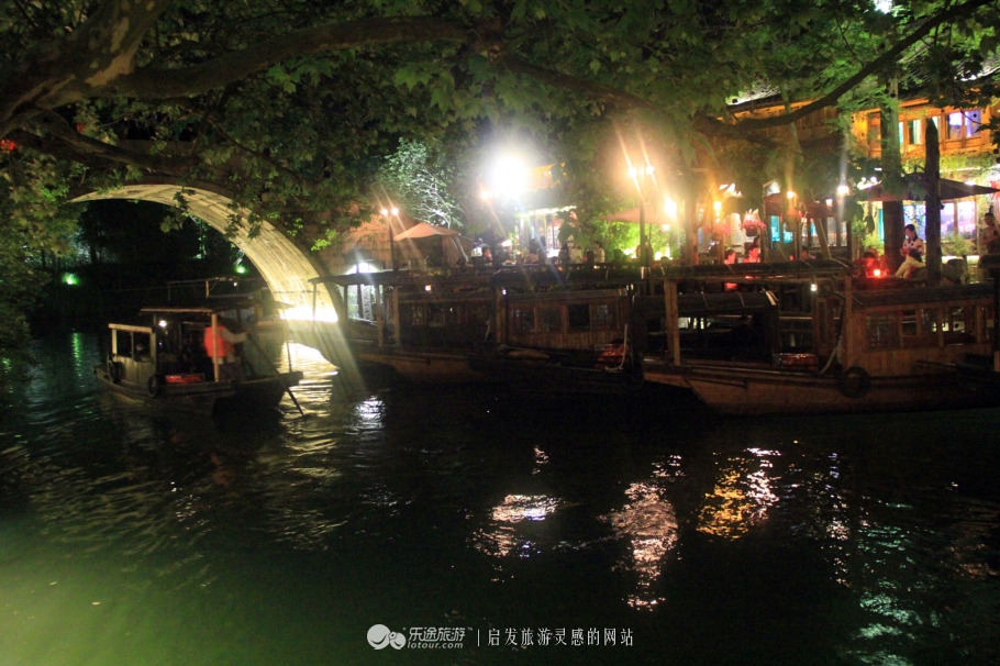 乌镇夜色唯美句子,乌镇夜色美景