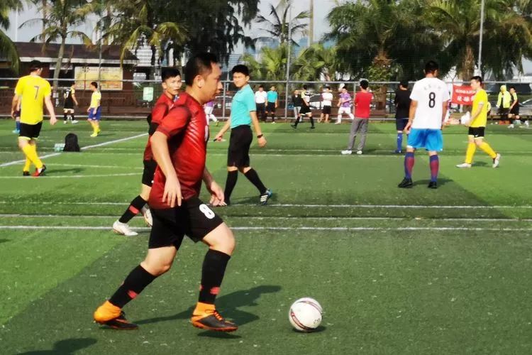 【龙法资讯】龙华区法院足球队齐心协力挺进八强