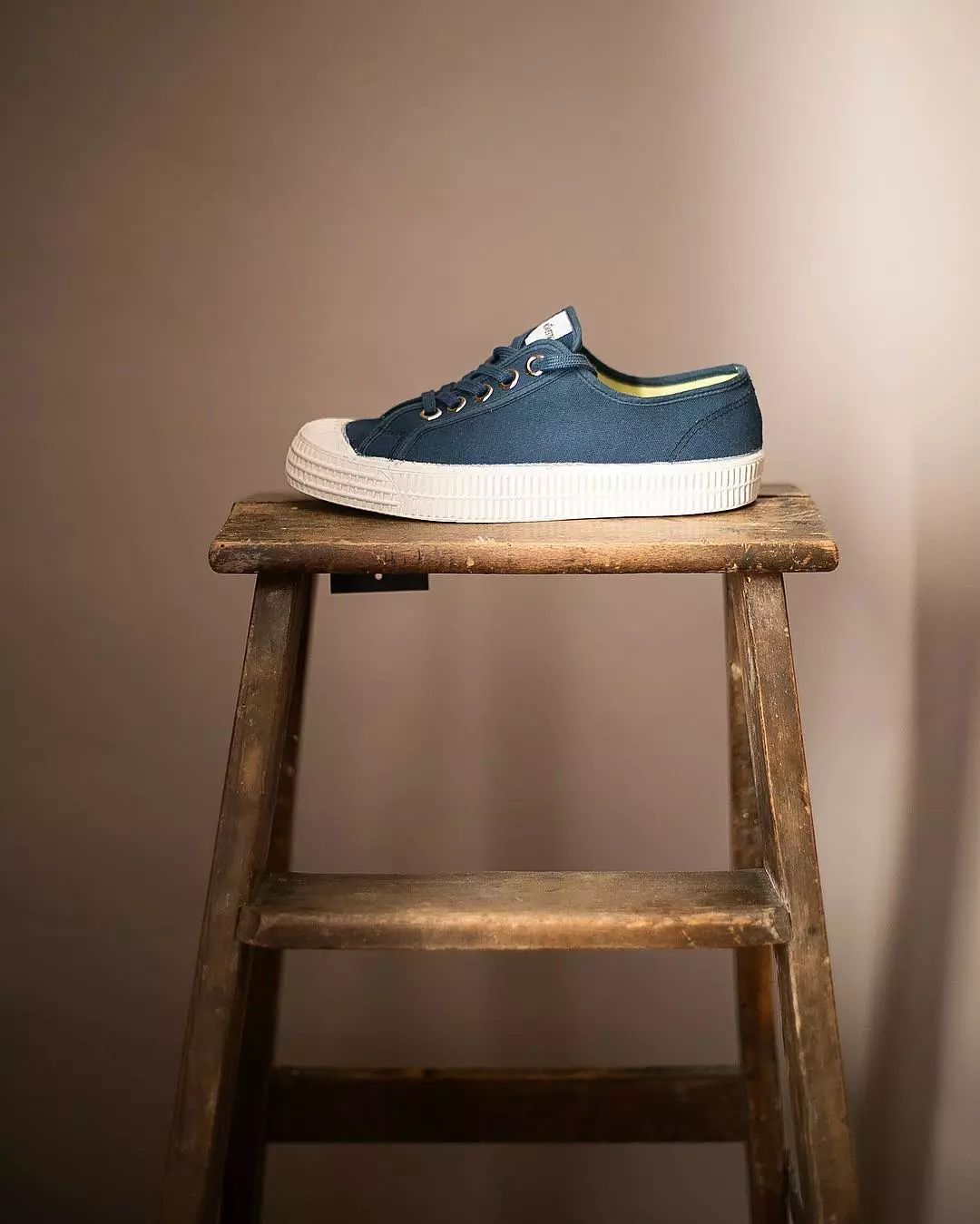 匡威川久保玲联名鞋哪款好看,川久保玲匡威联名小白鞋搭配