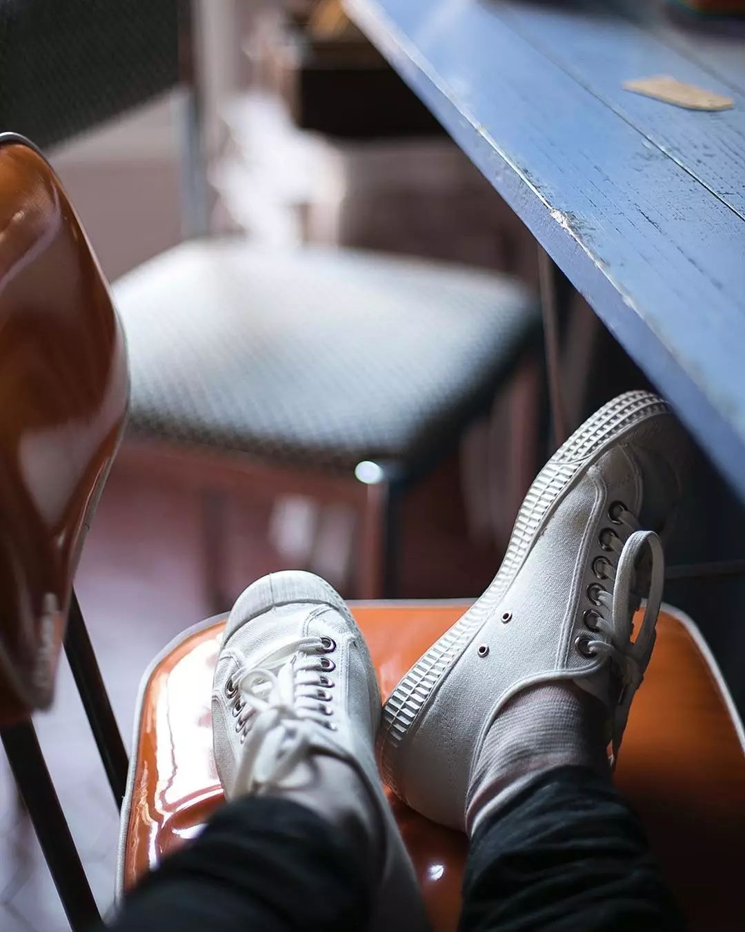 匡威川久保玲联名鞋哪款好看,川久保玲匡威联名小白鞋搭配