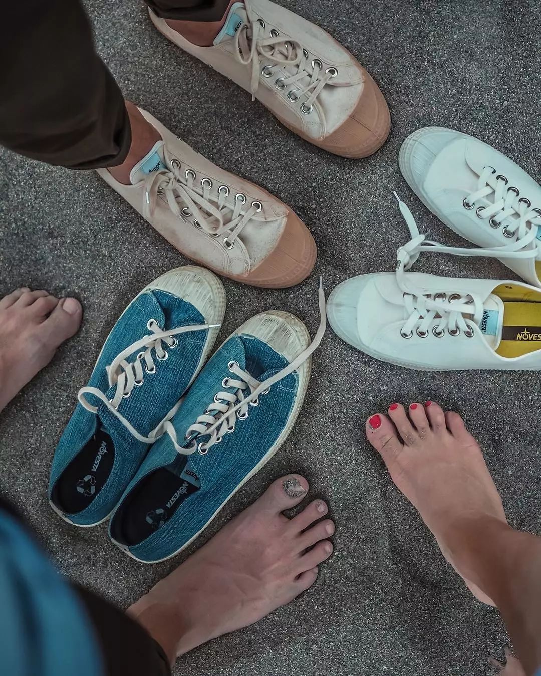 匡威川久保玲联名鞋哪款好看,川久保玲匡威联名小白鞋搭配