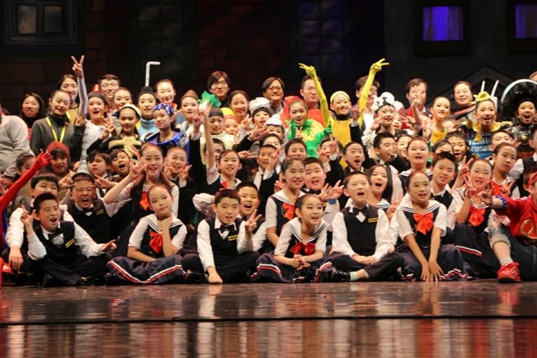 一场总结汇报会，为何这些学生们成了“焦点”？