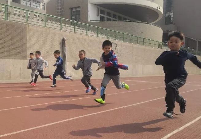 到四所学校进行组队选拔，俱乐部深耕滨海新区人才培养