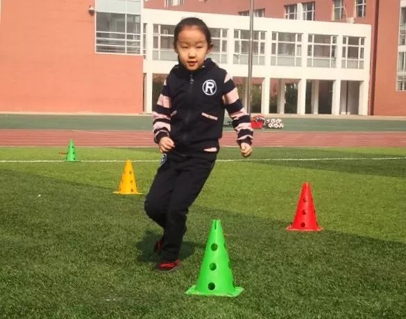 到四所学校进行组队选拔，俱乐部深耕滨海新区人才培养