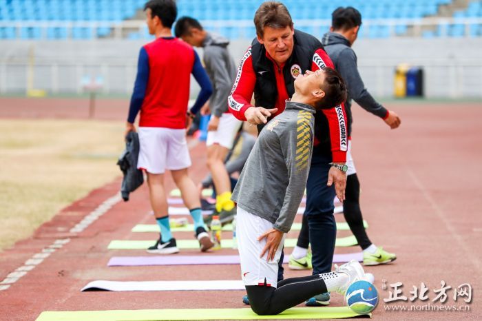 呼和浩特队主场视频,主场首秀末节