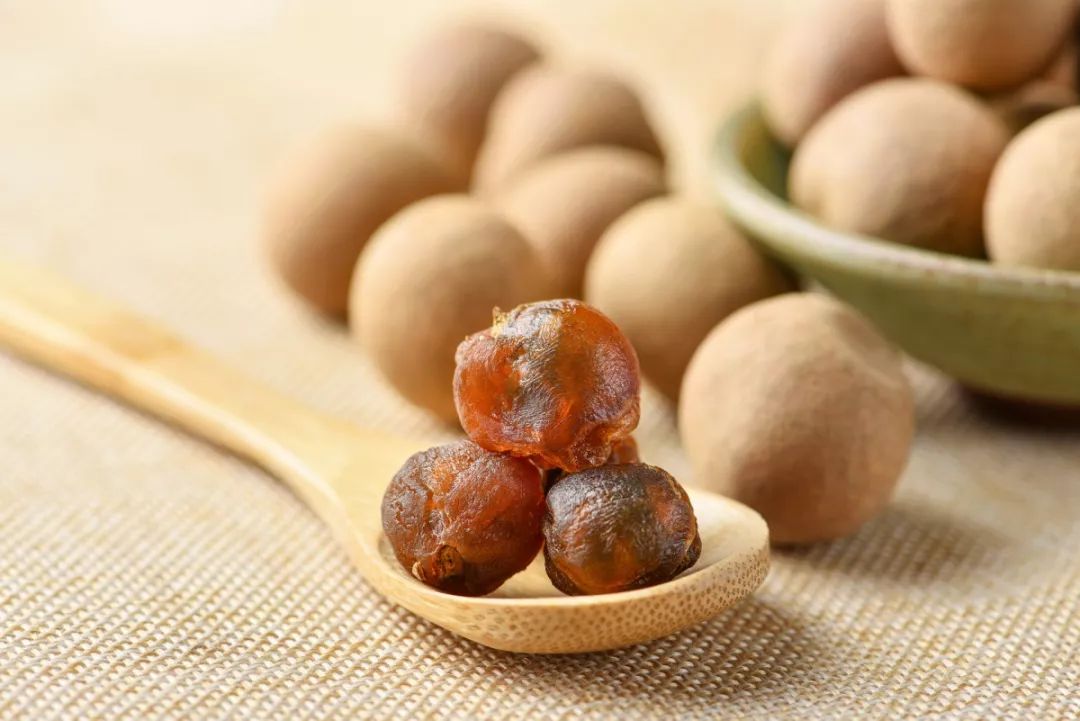 一到春季鼻炎就发作怎么治疗,春季过敏性鼻炎几月份就结束了