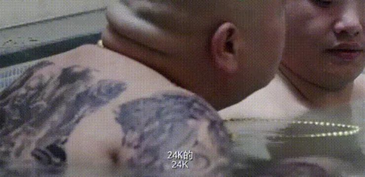 银链子和金链子风格区别,金链子还是银链子好