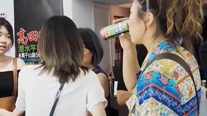 椰树牌投诉电话是老板电话吗,椰树牌椰汁过期投诉