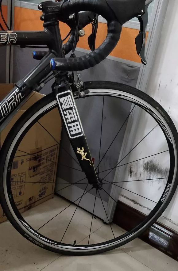 新手骑行必备十大装备,提升骑行感受的小物件