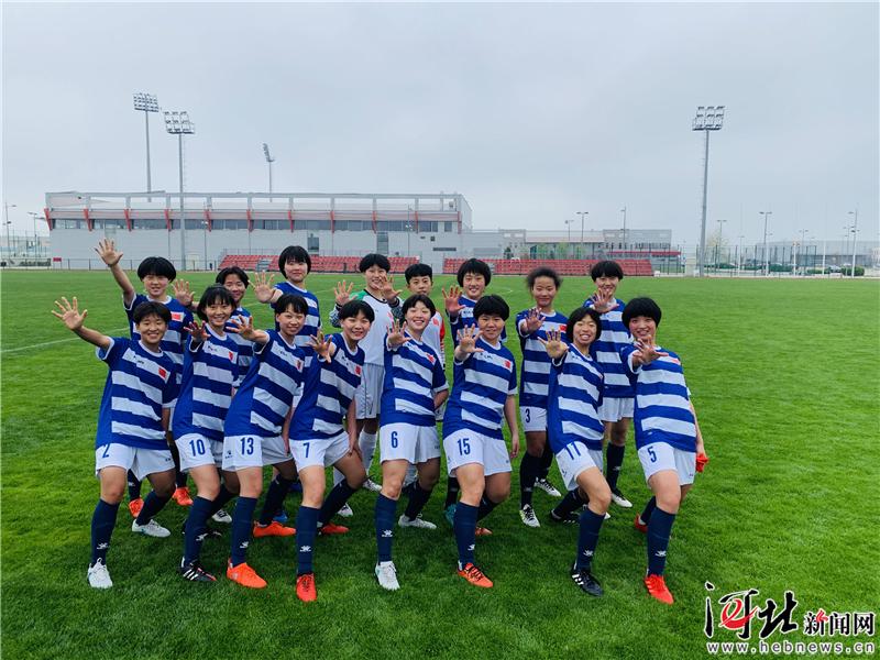 中国女足勇夺第一是哪一年,世界中学生足球赛中国女足保定