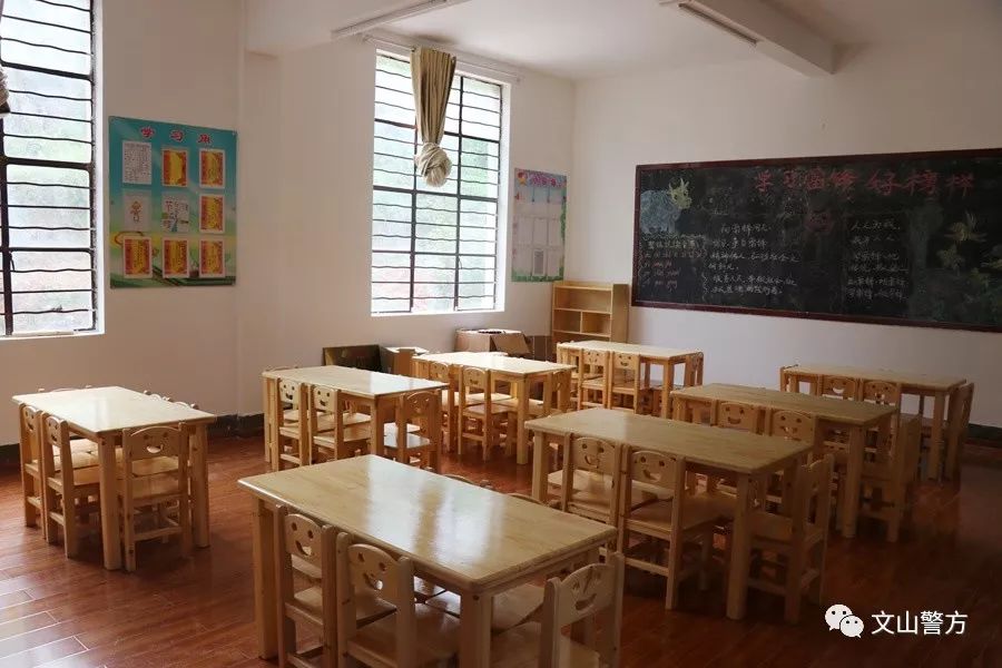 民族团结进万家,民族团结教育进学校