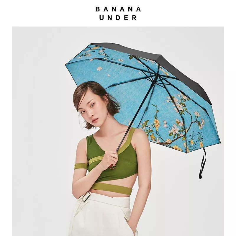 返场预告|防晒和颜值通通在线的蕉下小黑伞，小巧轻便的可随带随走，有了它夏天不怕晒黑，晴雨两用妥妥的