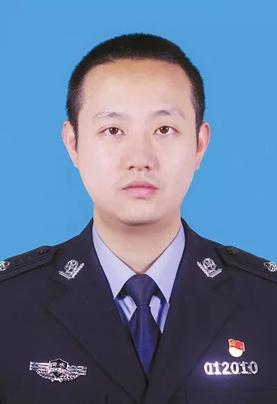 青分享|一条微博热评引发的思考，网友：“这才是新青年”