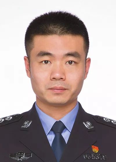 青分享|一条微博热评引发的思考，网友：“这才是新青年”