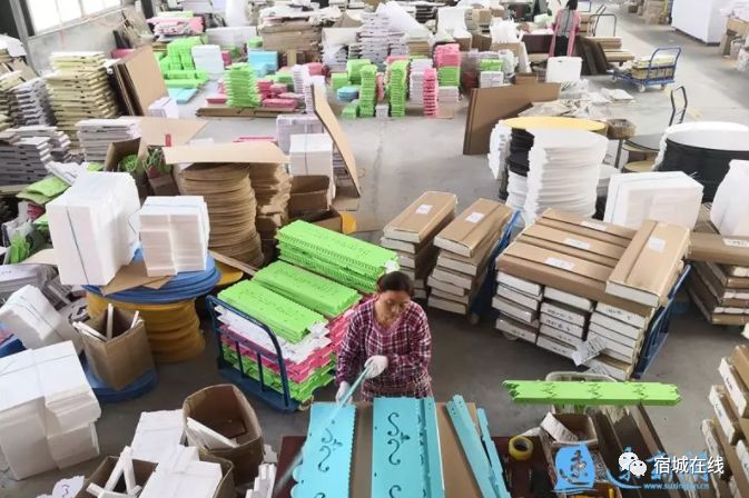 蹲点采访环卫工人8小时工作,蹲点采访