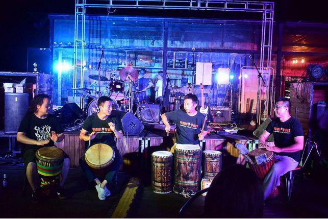 西安这些年各种奇葩事,出门见到的奇葩事