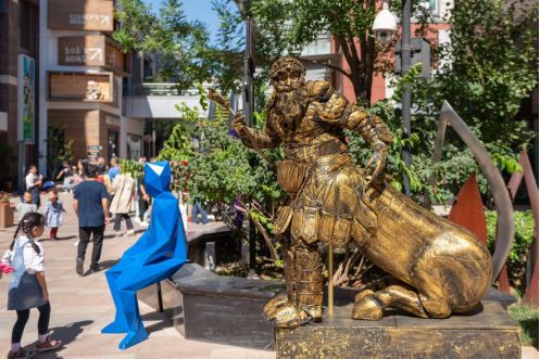 西安这些年各种奇葩事,出门见到的奇葩事