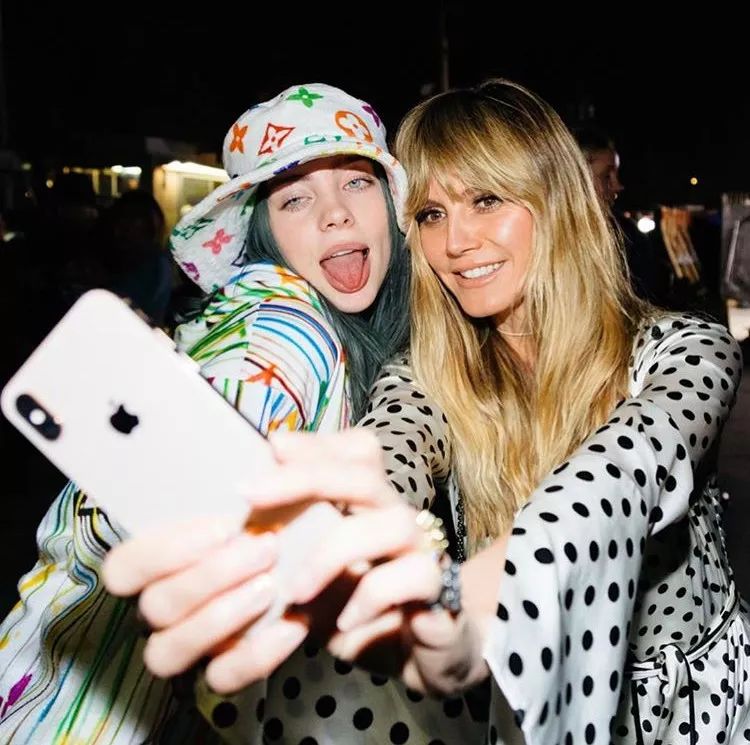 女生买假名牌,买假名牌的女孩